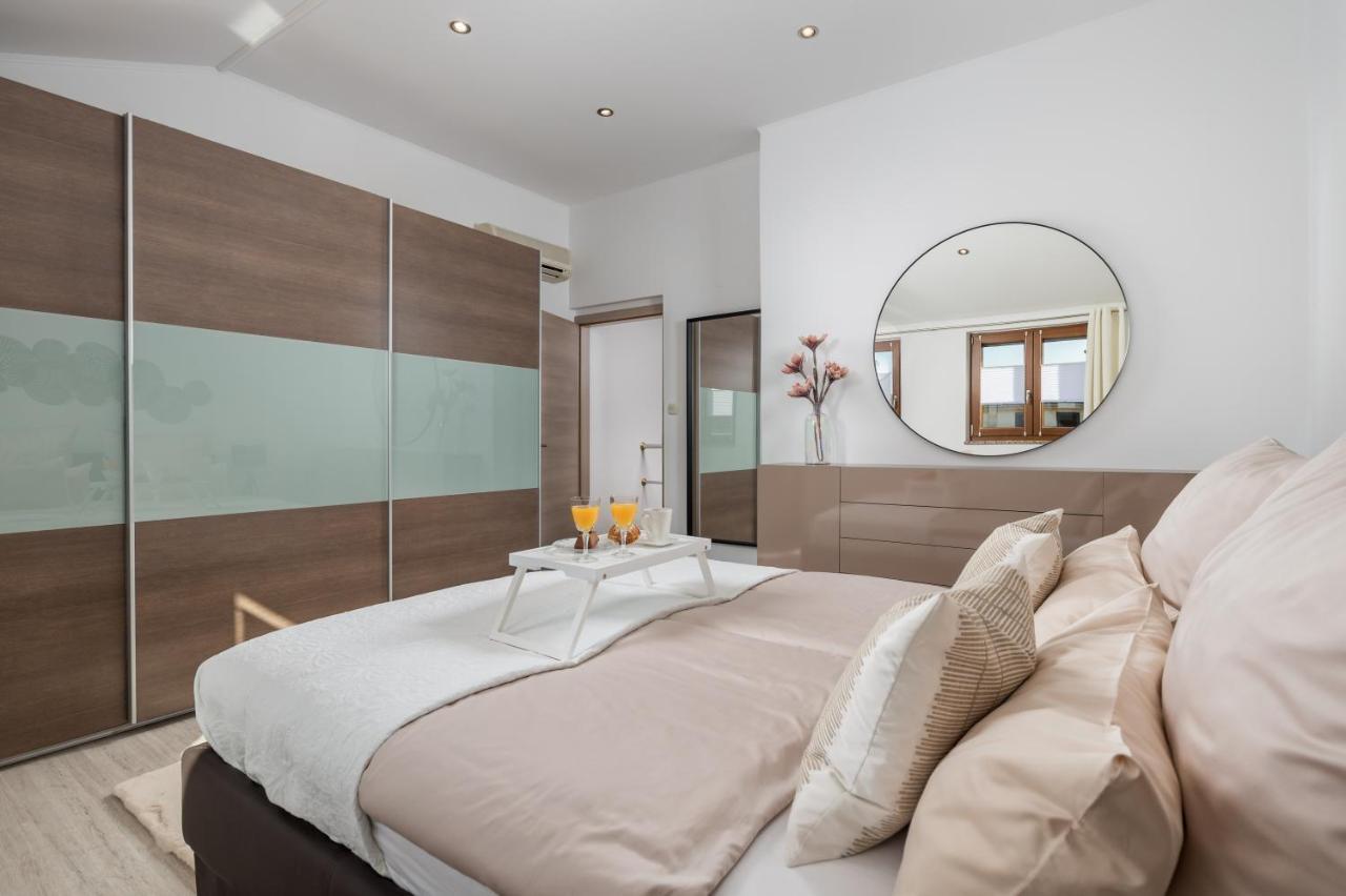 Appartement Nobis à Rijeka Extérieur photo